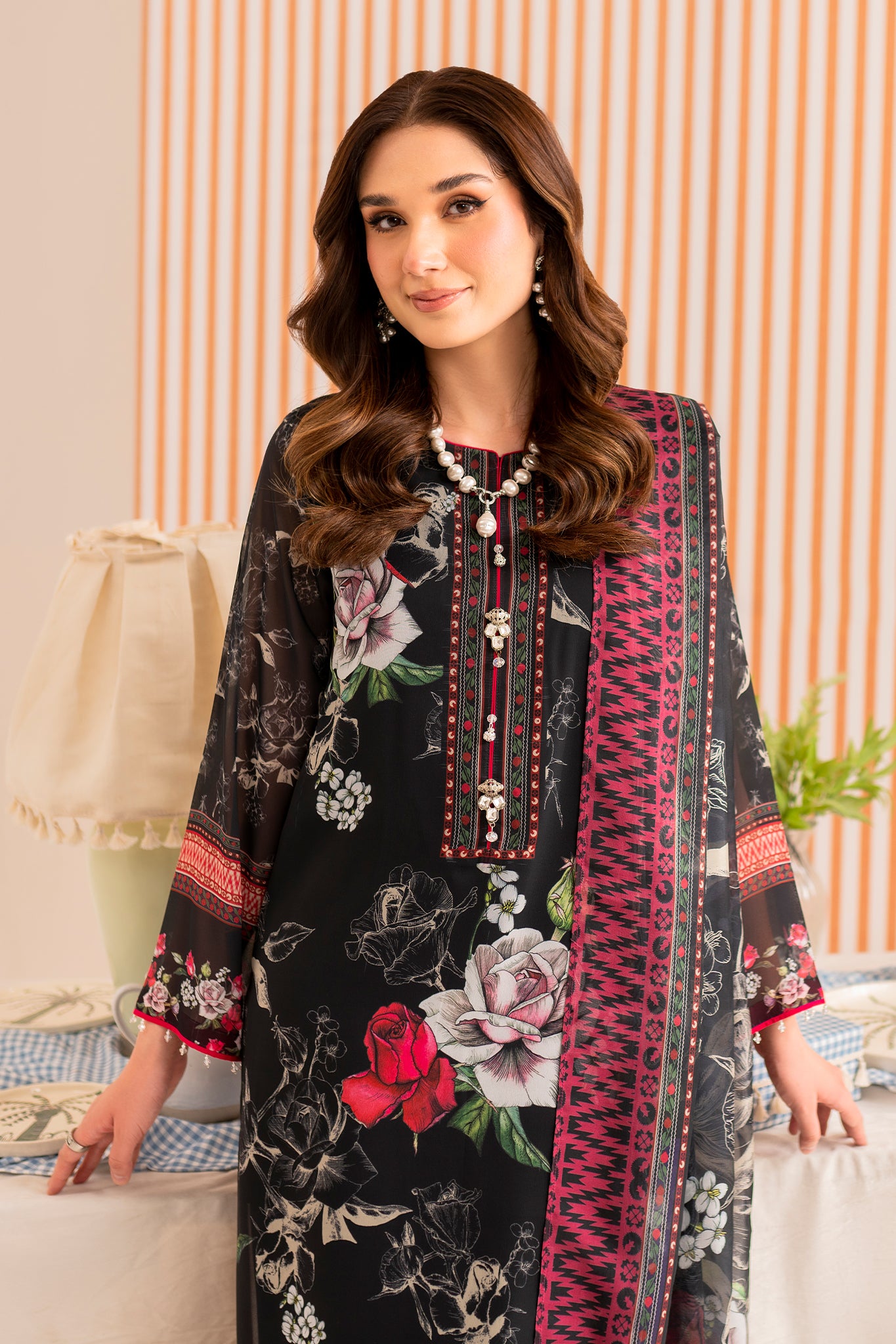 RAYA - 3 piece printed georgette in black with roses